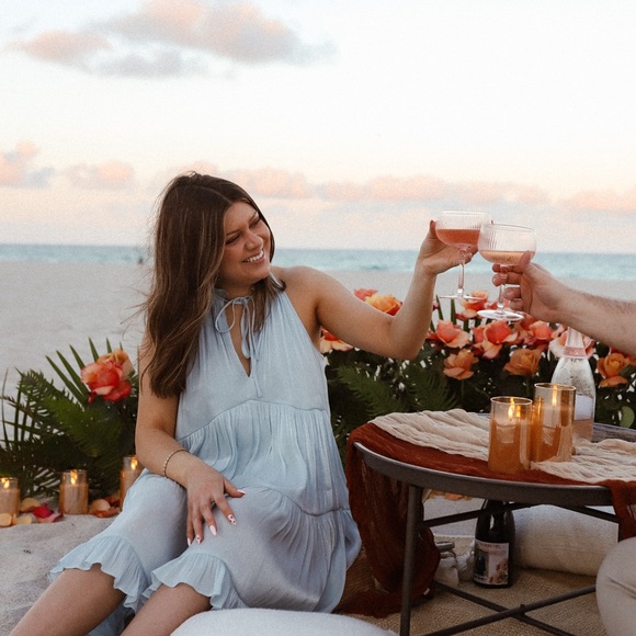 Meet your Posher, Janelle - Picture 3 of 16